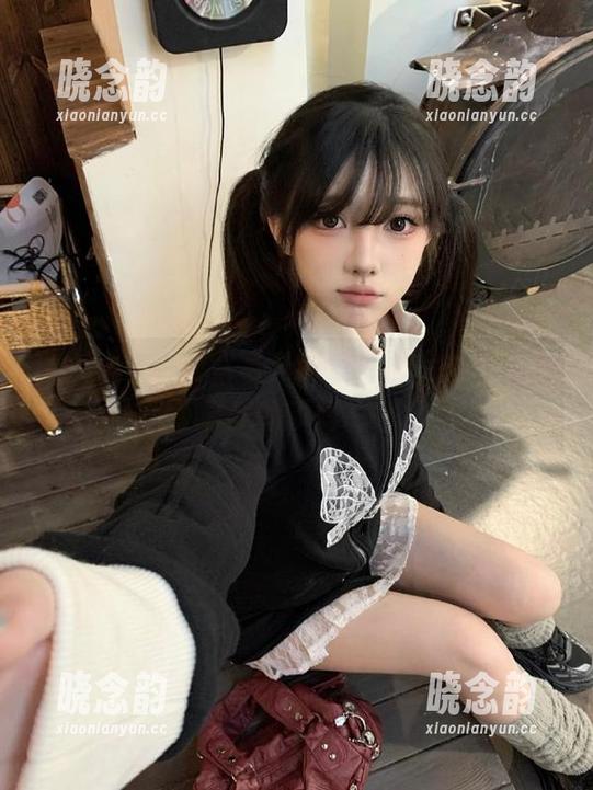 Zia (지아)日常写真图包，捕捉她生活中最美的瞬间.txt